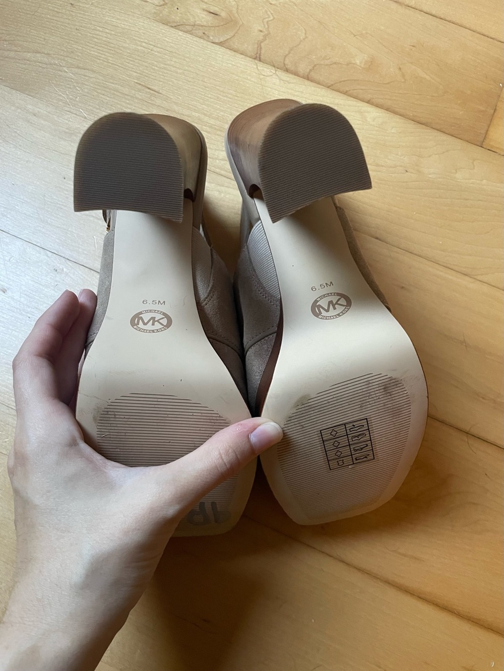 ✨Rye chunky suede platform heel sandals✨ - Picture 5 of 6